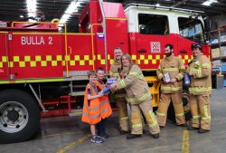 CFA dropping food at Foodbank